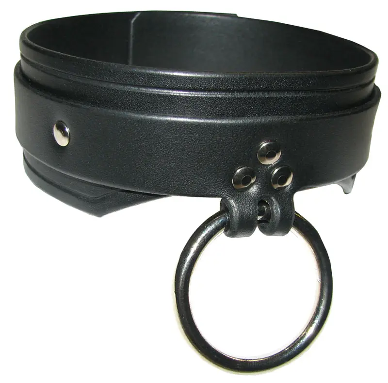 Kožený obojek černý dvojitý s kruhem, šíře 45 mm. Cena 1400 Kč